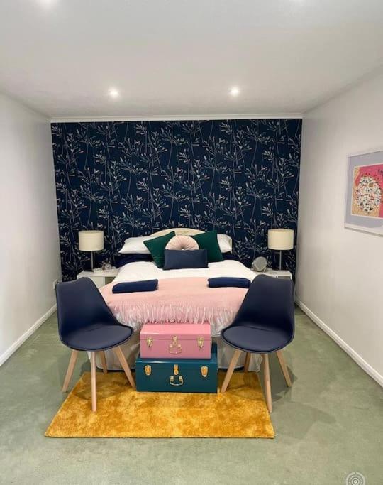 Centre Of Town House 3 Bedrooms Sleeps 5 And Infant Free Onsite Parking 2 Cars King's Lynn Exterior photo
